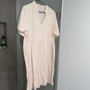 Elegant Cream Midi Dress